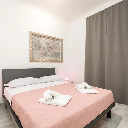 35 Via Torino, Terre Marine