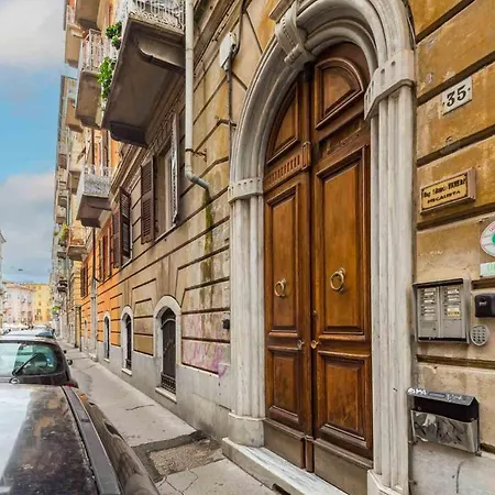 35 Via Torino, Terre Marine * ラ・スペツィア